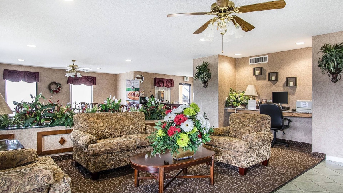 Andalusia Hotel | Quality Inn