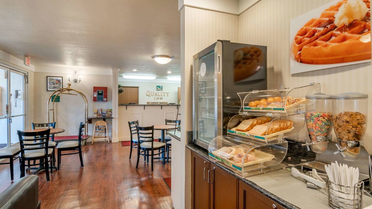 Boyd Acres Hotel | Quality Inn