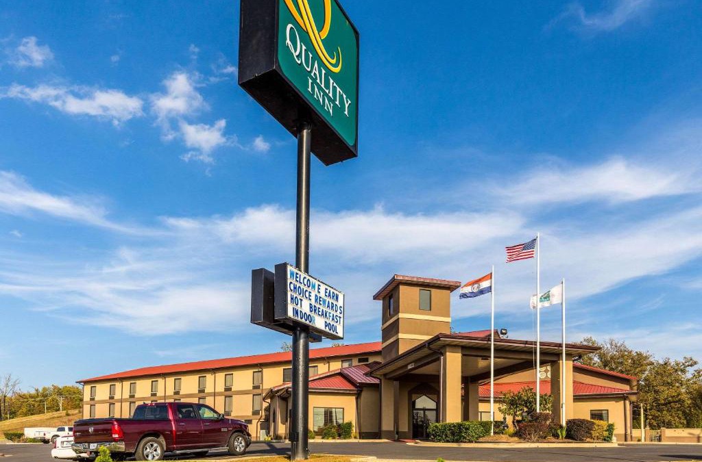 West Plains Hotel | Quality Inn