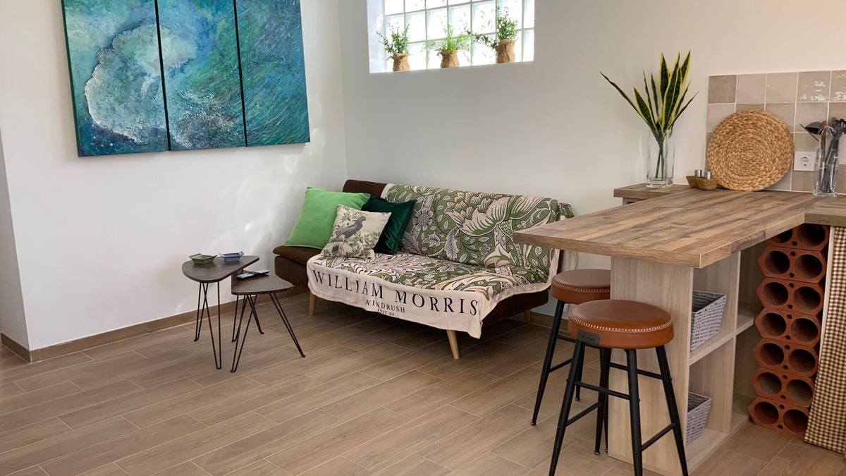 Pago Aguilar Bajo Cottage | Quality Rustic Retreat in Tabernas Countryside