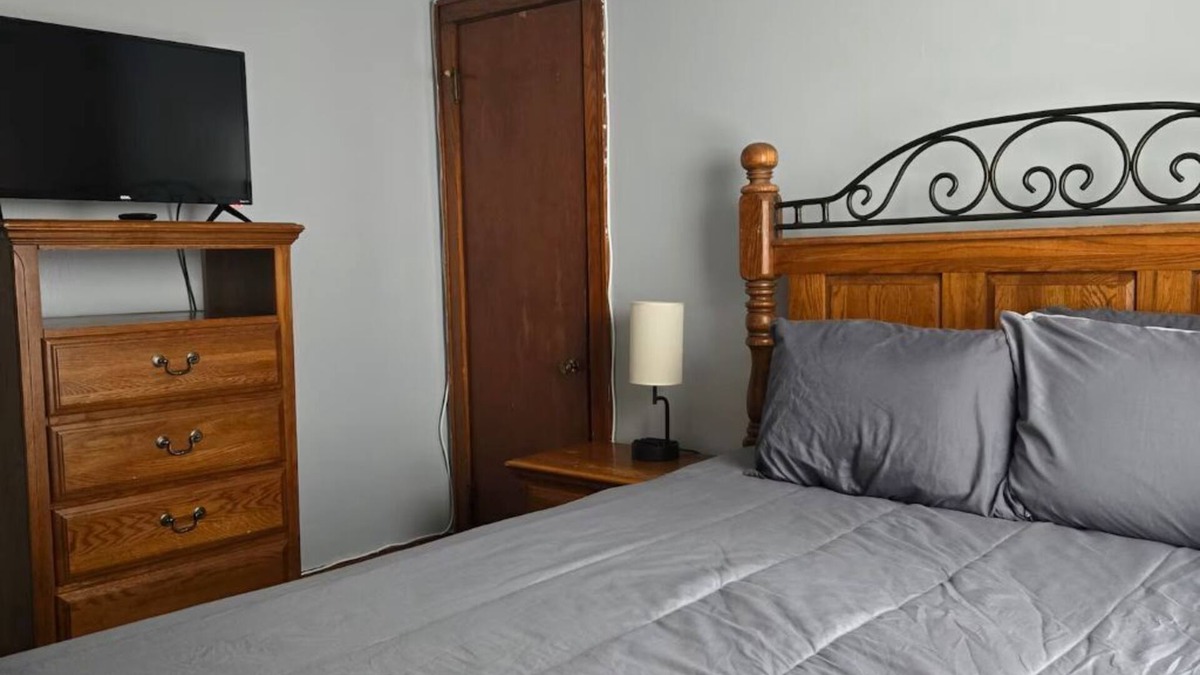 Kyle House | Quarter Shot Trailhouse
