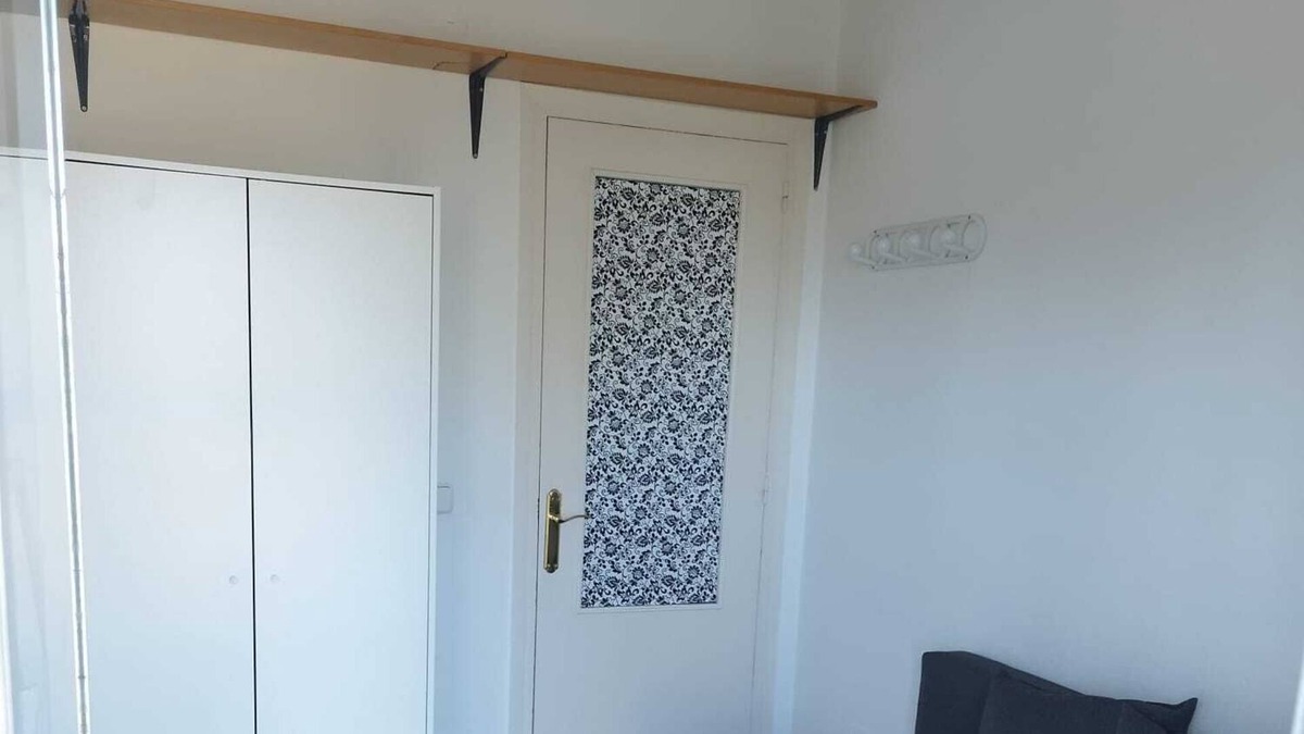 Vista Alegre Apartment | Quarto Aconchegante com Terraço!