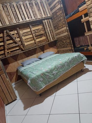 Jardim dos Ipes House | Quarto refrigerado,sala,cozinha completa,banheiro privativo