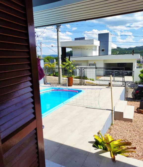 Encantado House | Quartos familiares com piscina