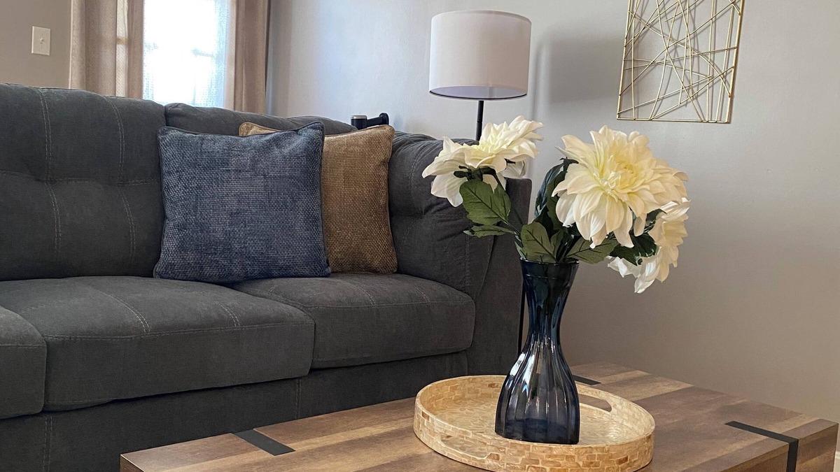 Roselawn Finance Apartment | Queen City Haven Spacious 3 bdrm 2 ba centrally located