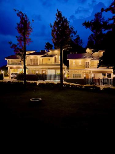 Manjakuttai Villa | Queen's Villa Yercaud