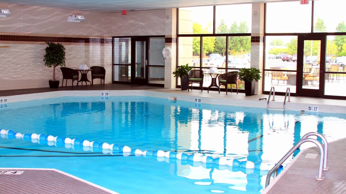 Liverpool Condo | Queen Suite Near Syracuse University | Free Breakfast + 24H Business Center
