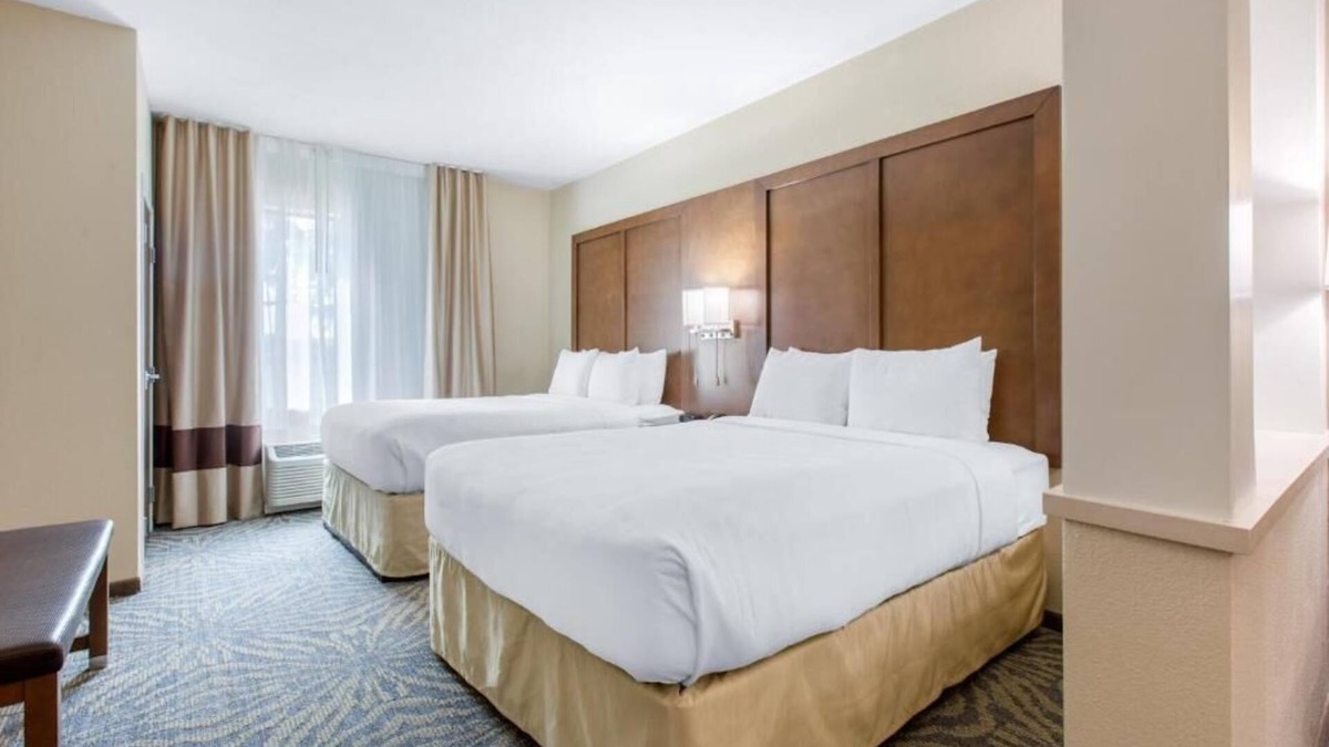 East Congress Apartment | Queen Suite with Two Queen Beds - Accessible/Non-Smoking