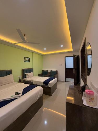 Shenoys Hotel | Queens Residency - Kochi