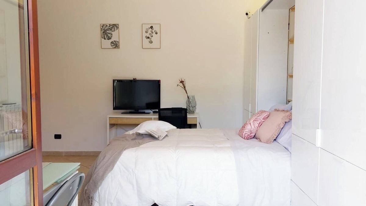 Caselle Torinese Apartment | Quick Home Airport - One Bedroom Apartment, Sleeps 2