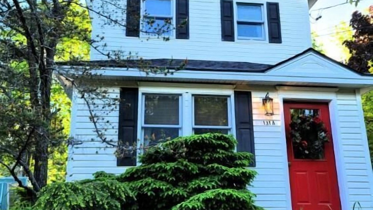 Bar Harbor House | Quiet 1 BR Bar Harbor Home, sleeps 2-4, walk to downtown