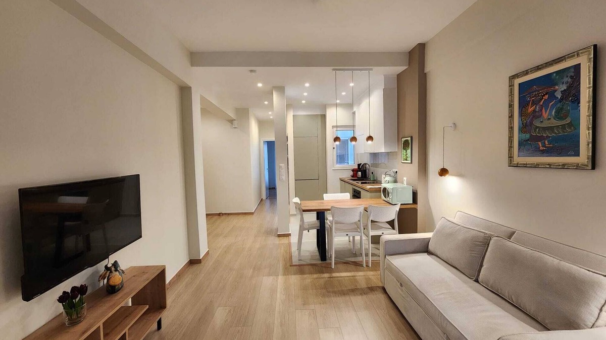 Petralona Apartment | Quiet 2-bedroom apartment "Smile in Center of Athens" with AC