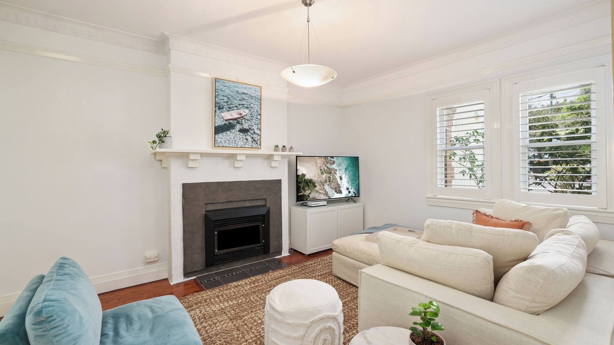 Manly Apartment | Quiet 3 bed, 5 mins walk to Fairy Bower, Shelly & Manly Beaches