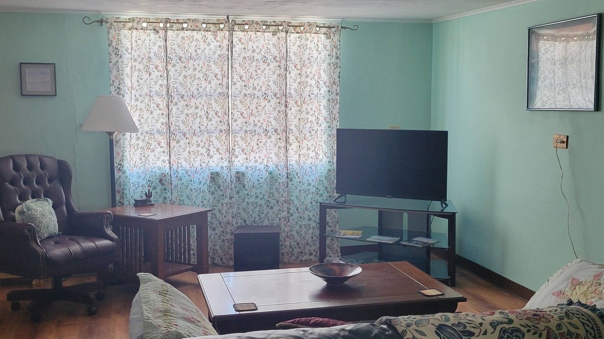 Bisbee House | Quiet and Affordable
