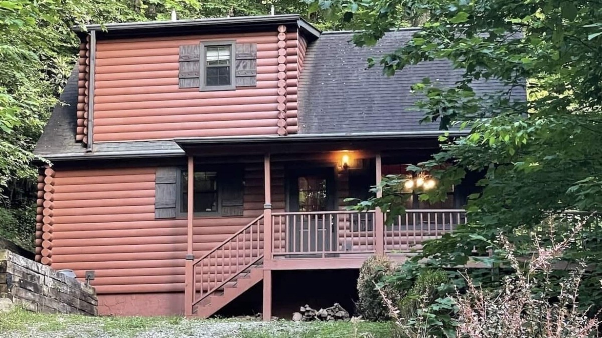 Kyle Cabin | Quiet and Private Cabin near White Oak Creek.