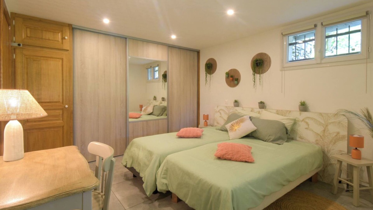 Porcieu-Amblagnieu Apartment | Quiet apartment in a green setting.