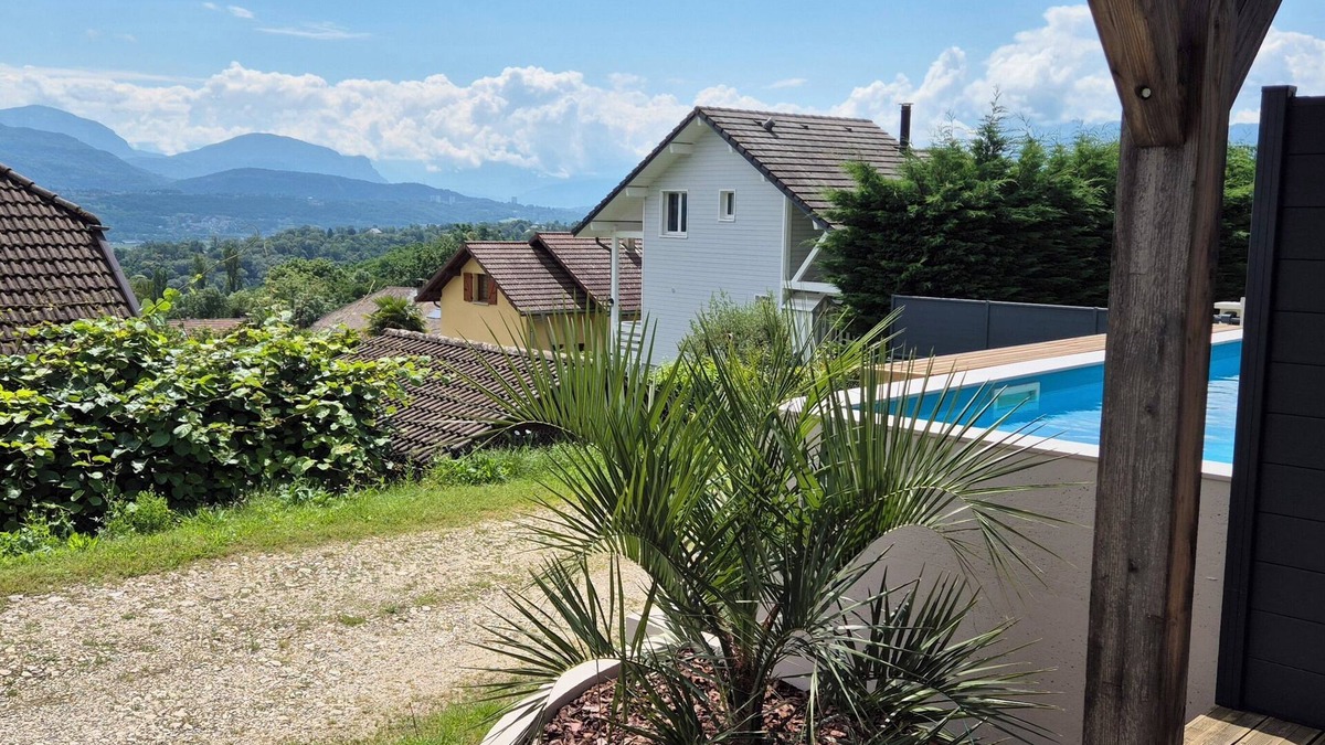 Le Bourget-du-Lac Apartment | Quiet apartment with panoramic lake & mountain views!