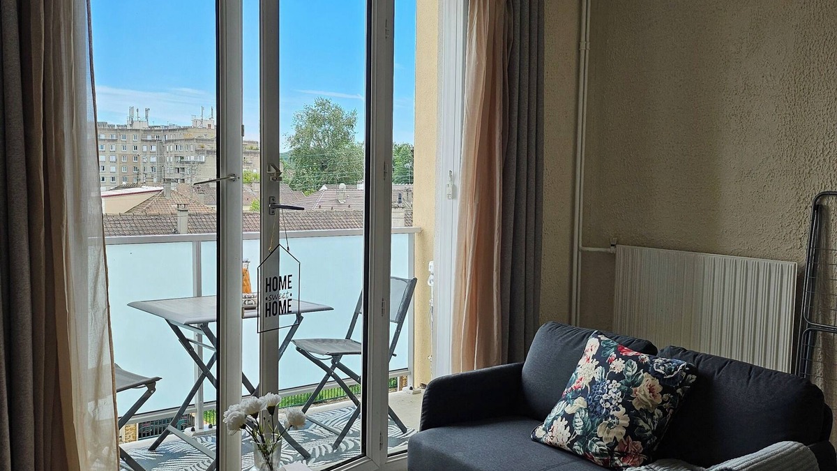 Port-Aviation Apartment | Quiet apartment, ideal for families and 15 minutes from the airport.