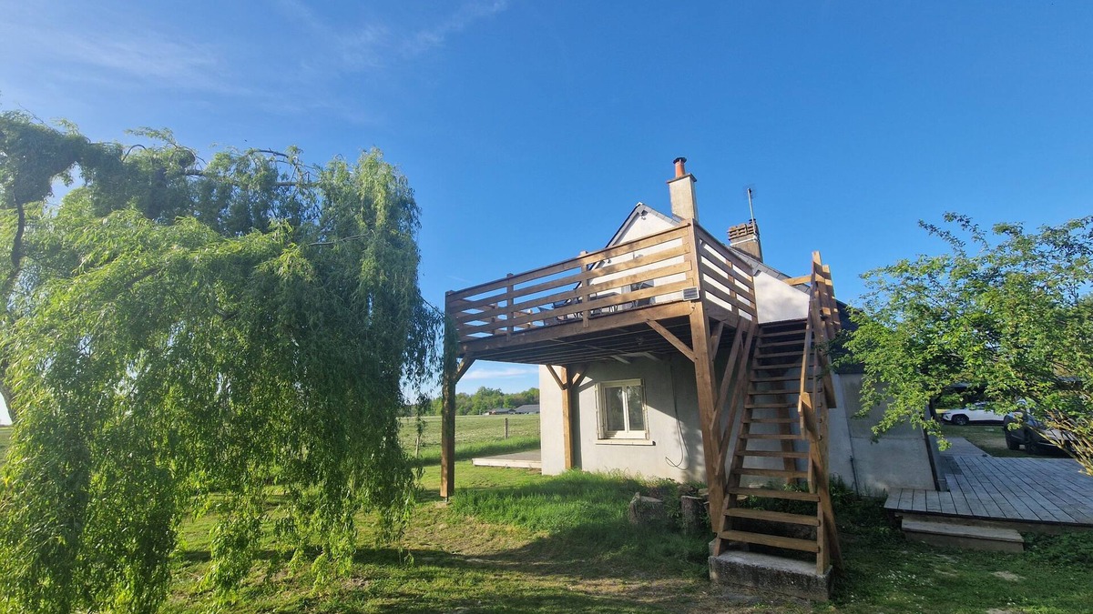 Sennevieres Apartment | Quiet apartment near Beauval zoo and the Loire castles