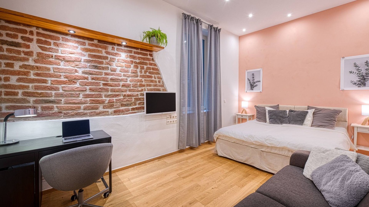 Matzleinsdorf Apartment | Quiet Apt. Top Central Location