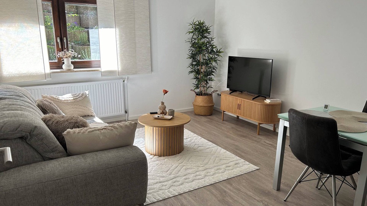 Coesfeld Apartment | Quiet basement apartment on Coesfelder Berg with infrared sauna