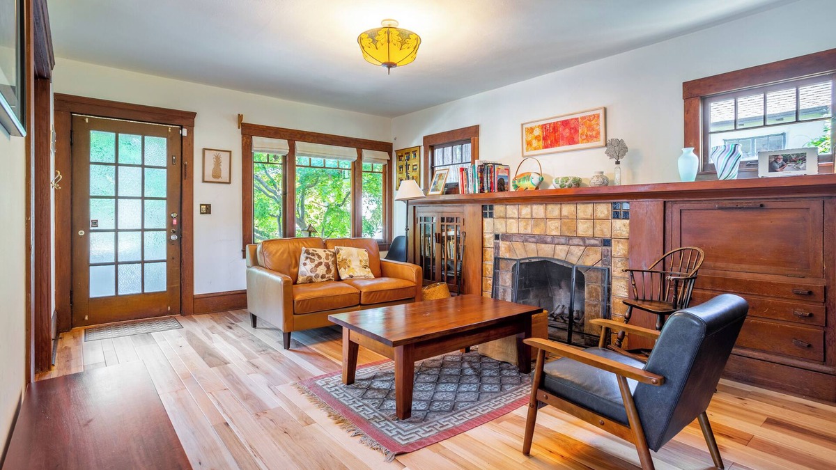 South Berkeley House | Quiet Berkeley Bungalow