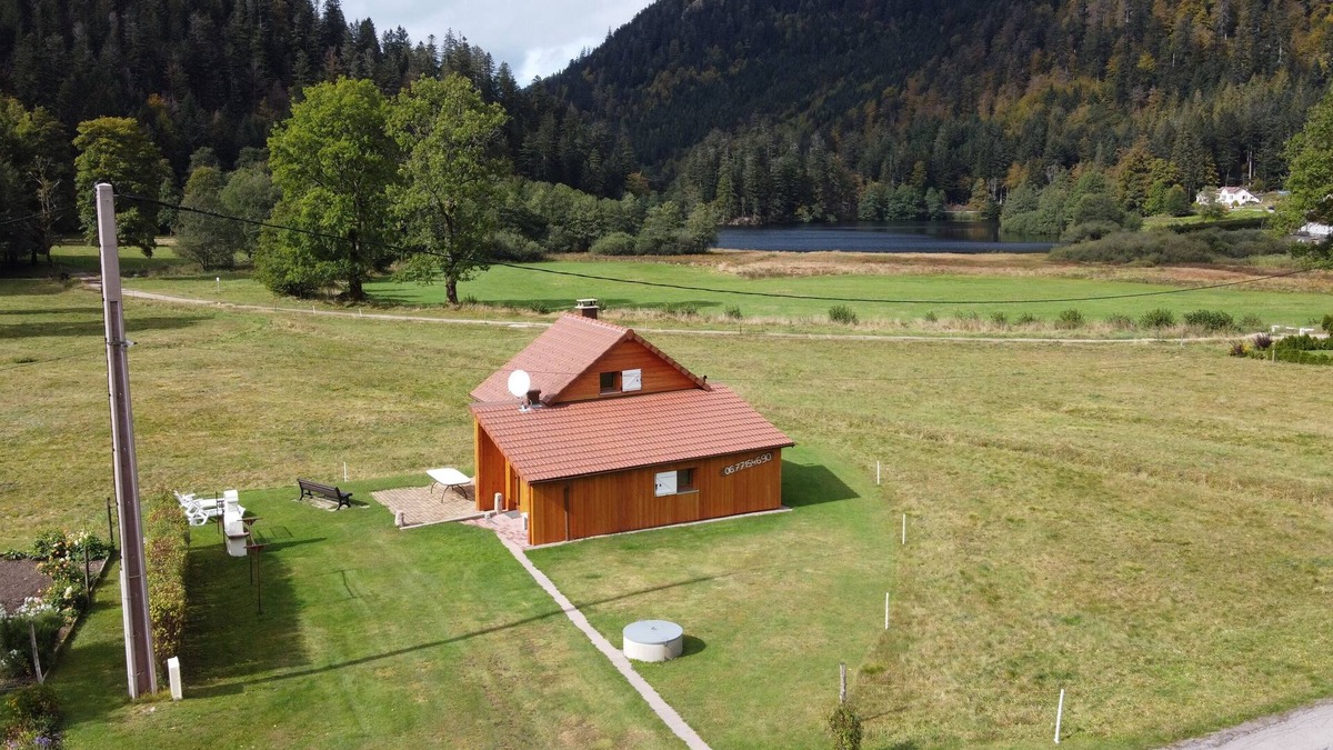 Xonrupt-Longemer Ski Chalet | Quiet chalet in the heart of nature with lake view