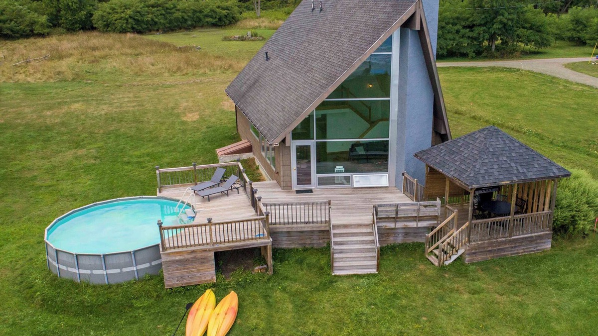 Bradford Cabin | Quiet Cove on Wood Road!