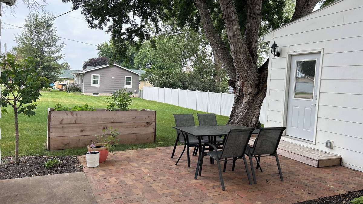 Beaver Creek House | Quiet Cozy Cottage located a few minutes off of I-90