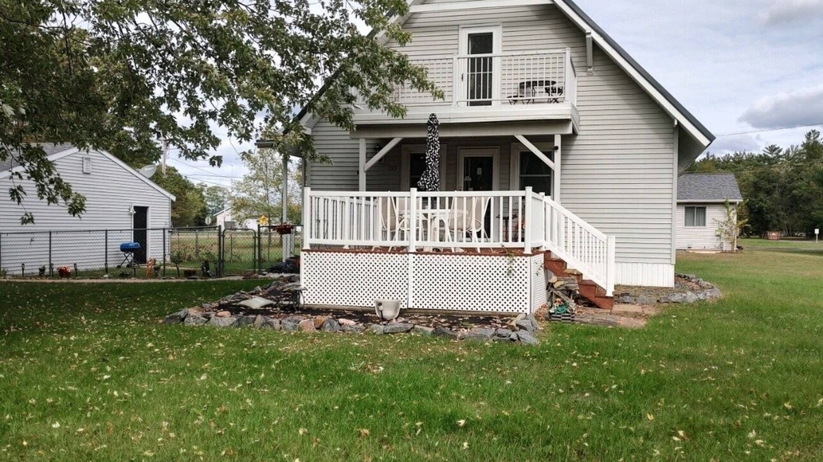 Black River Falls House | Quiet & Cozy Home Away From Home in Black River Falls