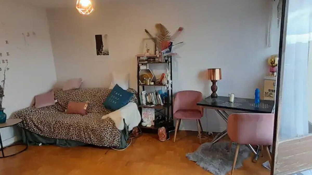 Bagnolet Apartment | Quiet, cozy nest opposite a park, close to public transport.