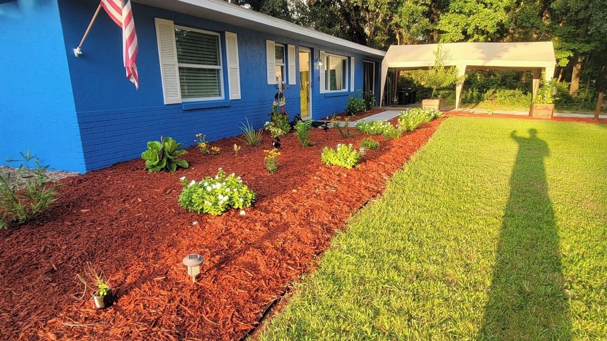 Crystal River House | Quiet Crystal River retreat, Near Three Sister Springs, Kings Bay, Free Kayaks