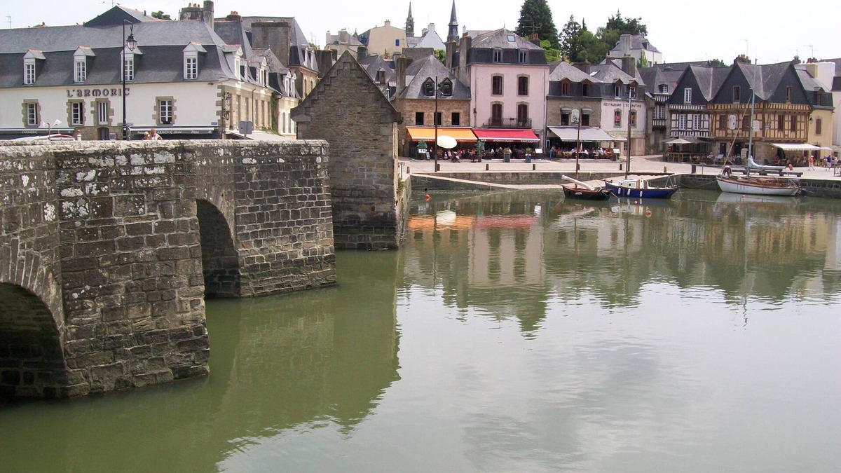Port de St Goustan Cottage | Quiet duplex apartment in the heart of the Saint-Goustan district