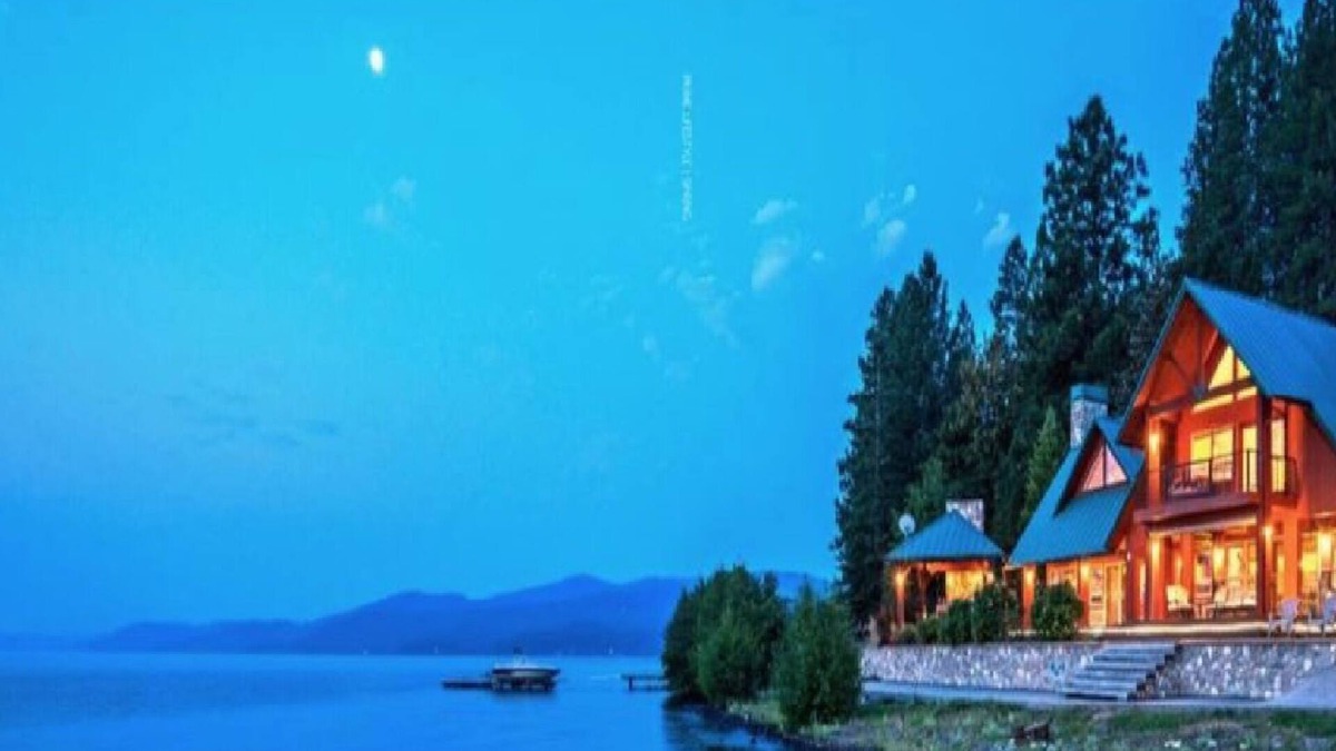 Harrison House | Quiet family-friendly house on lake CDA.