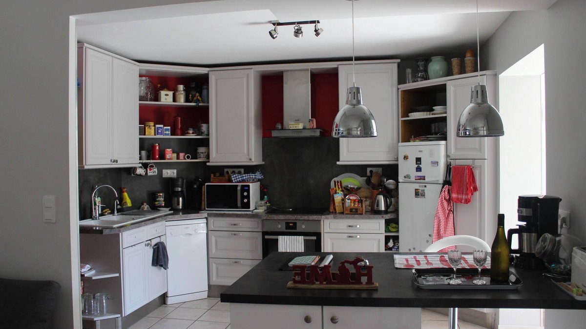 La Riche House | Quiet, functional house in the heart of the Loire Valley. Feeling at home