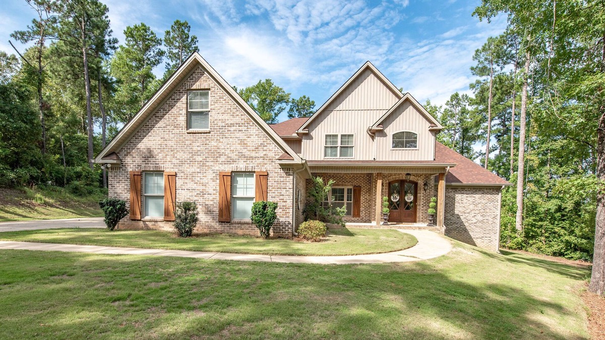 Tuscaloosa House | Quiet Game Day home 9 miles from Alabama campus