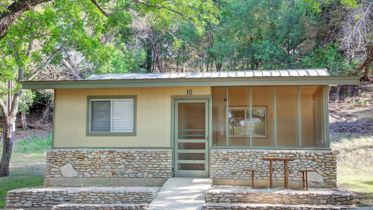 Ingram Cabin | Quiet Hill Country Retreat - Hunt, TX