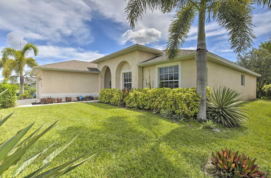 Diplomat House | Quiet Home with Backyard and Grill in Cape Coral!