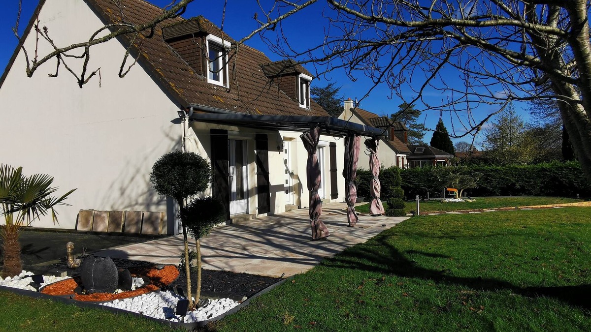 Saint-Georges-d'Elle House | QUIET HOUSE 10 KM FROM ST LO