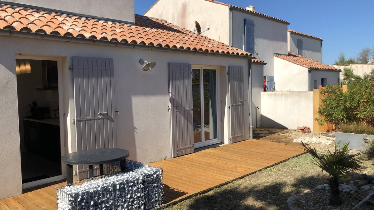 Saint-Denis-d'Oleron House | Quiet house 300m from Les Huttes beach