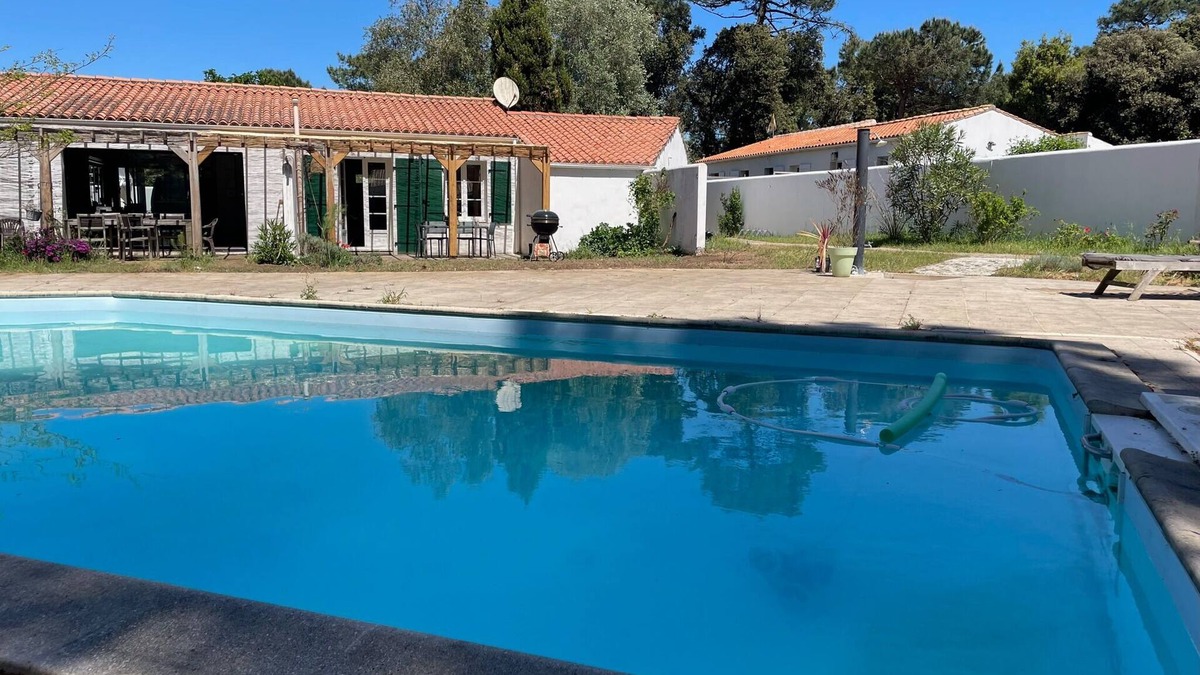 Sainte-Marie-de-Re House | Quiet house with private pool, under the pines - Ile de Ré