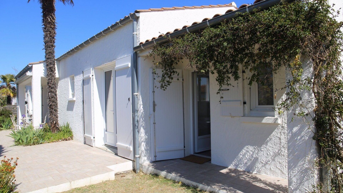La Remigeasse House | Quiet house in greenery 700m from the sea