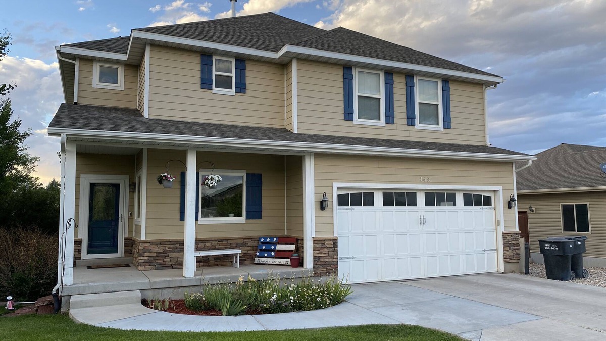 Lapoint House | Quiet, modern 1 BR basement, relaxing, movie theater