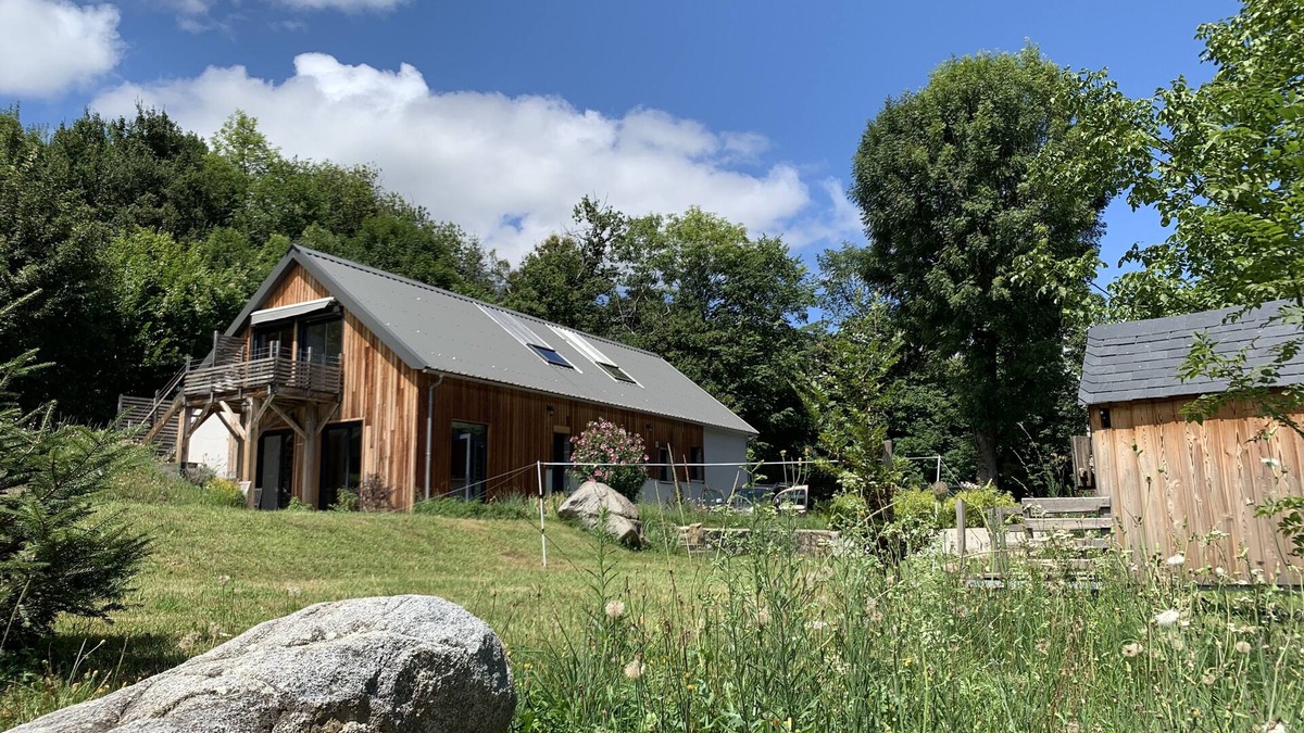 Arcizans-Avant House | Quiet mountain house, ideal for hiking, skiing, cycling - village within walking distance