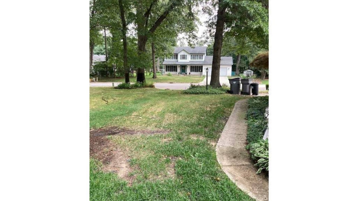 Mishawaka House | Quiet ND Area Home W/Pool, Hot Tub, home Theater.