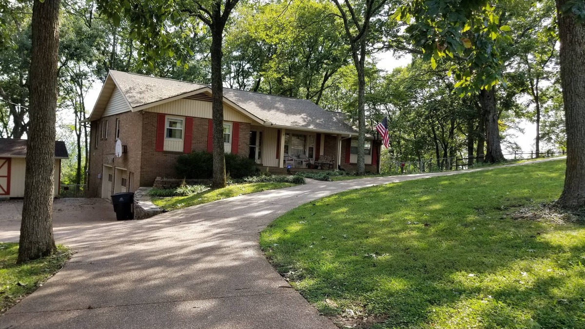 Nashville Apartment | Quiet neighborhood, comfortable apartment, 10 miles from downtown Nashville