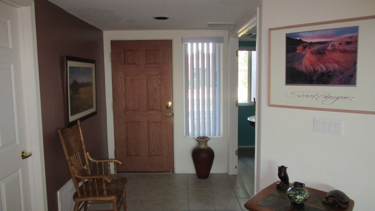 Hartman Vistas House | Quiet neighborhood with great views and easy access to freeway