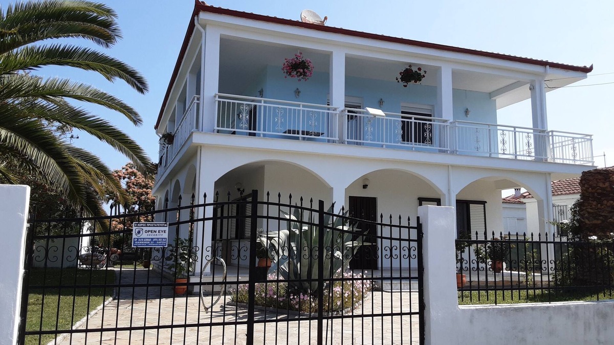 Nea Mesagkala Apartment | Quiet oasis of well-being for 2-5 persons, 300 m to the beach