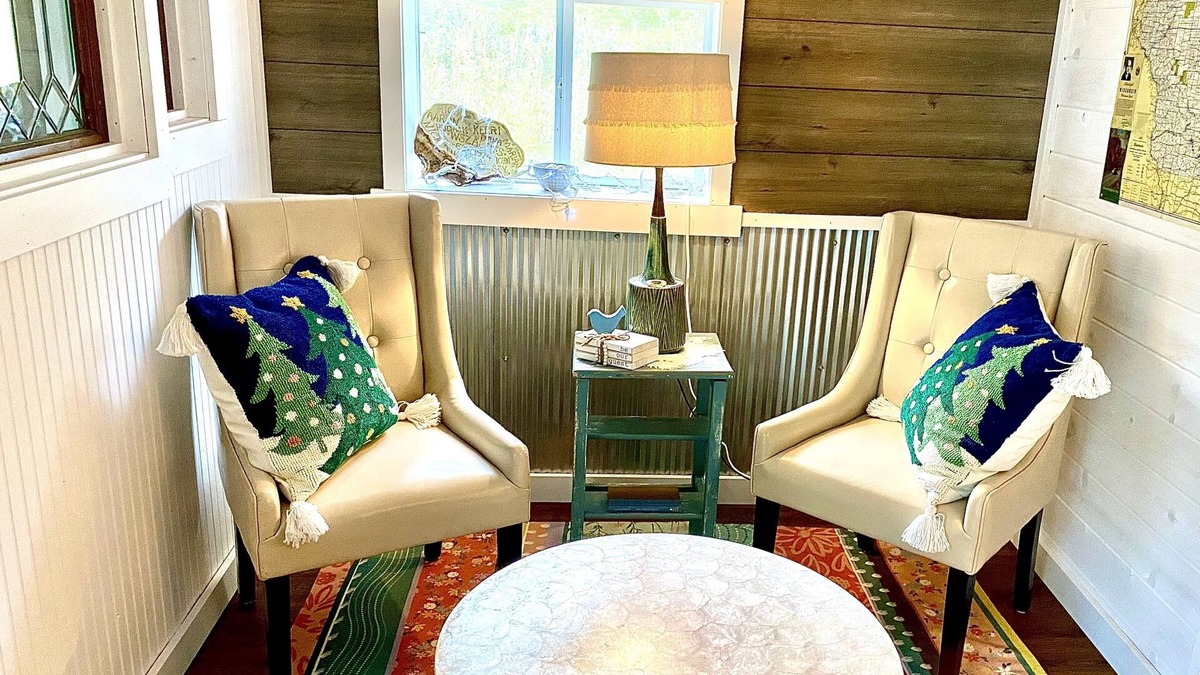 Bayfield House | Quiet, peaceful, spotless studio near Lake Superior and all Bayfield amenities.