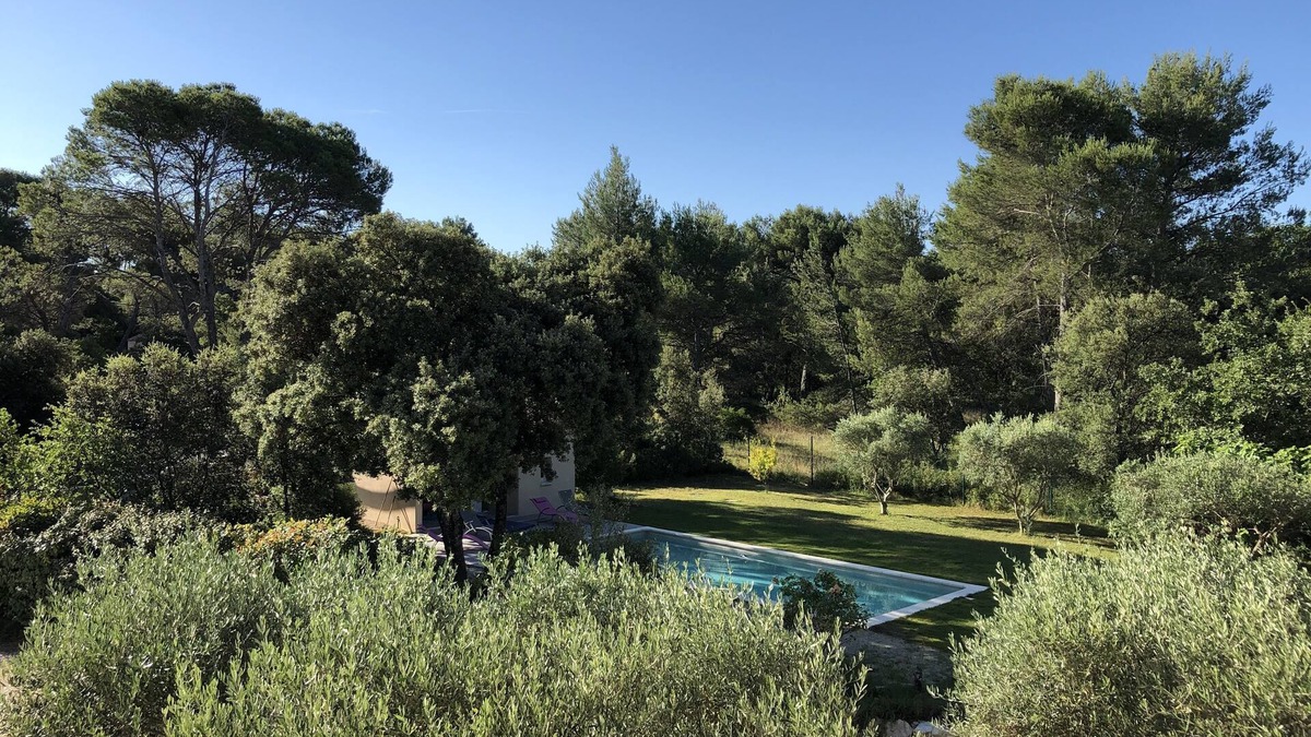 Saint-Cannat House | Quiet Provencal farmhouse 15 minutes from Aix-en-Provence